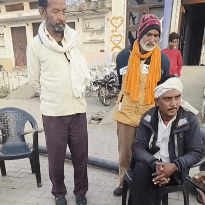 मालाखेड़ा: अलवर जयपुर सड़क मार्ग पर उमरेड से नटरानी 12 तक उड़ती धूल से आमजन परेशान, शिकायत के बाद भी नहीं हुई सुनवाई