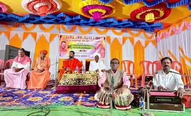 ಹುಣಸಗಿ: ಮಠ ಮಂದಿರಗಳು ನೆಮ್ಮದಿ ನೀಡುವ ತಾಣಗಳು 
- ಸದಬ ಗ್ರಾಮದಲ್ಲಿ ಪ್ರವಚನ ಕಾರ್ಯಕ್ರಮಕ್ಕೆ ಚಾಲನೆ