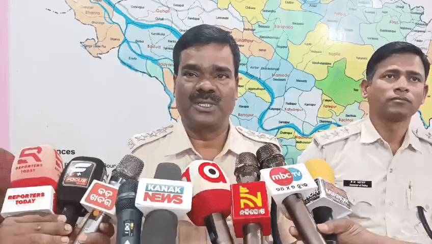ବିଞ୍ଝାରପୁର: ଜରୀ ପଞ୍ଚାୟତ ବଧୂହତ୍ୟା ଘଟଣା,ସମସ୍ତ ଅଭିଯୁକ୍ତ ଗିରଫ,ଘଟଣାକୁ ନେଇ ବିଂଝାରପୁର ଥାନାରେ ଖୁଲାସା କଲେ ଏସଡିପିଓ