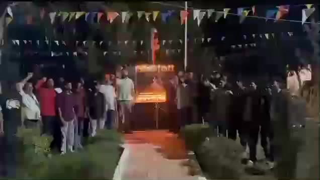 भीमपुर: जनपद पंचायत परिसर में पुलवामा हमले के शहीद जवानों को नगर के गणमान्य नागरिकों और युवाओं ने दी श्रद्धांजलि