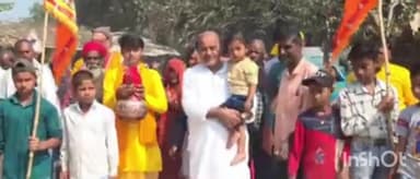 मधवापुर: लोमा पहिपुरा गांव में महा शिवरात्रि पर निकाली गई भव्य कलश शोभा यात्रा