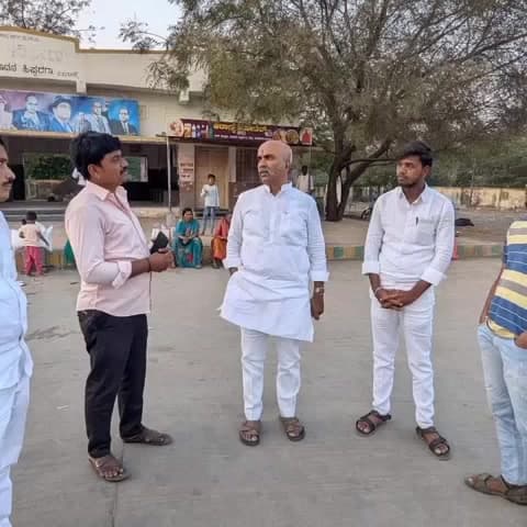 ಆಳಂದ: ಮಾದನಹಿಪ್ಪರಗ ಬಸ್ ನಿಲ್ದಾಣಕ್ಕೆ ಕೆಕೆಆರ್‌ಟಿಸಿ ಅಧ್ಯಕ್ಷ ಅರಣುಕುಮಾರ ಪಾಟೀಲ್ ಭೇಟಿ
