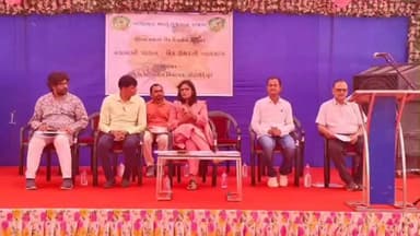 સંખેડા: સિંહાન્દ્રા ખાતે મગમાંખી પાલન એક ઉભરતો વ્યવસાય પર ખેડૂત સેમિનાર યોજાઇ, જિલ્લા કલેકટર ઉપસ્થિત રહ્યા.