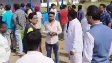 ডোমকল: ডোমকলে যুবসাথী সহ আরো তিনটি প্রকল্প রেজিস্টার ক্যাম্প পরিদর্শন করলেন SDO শুভঙ্কর বালা