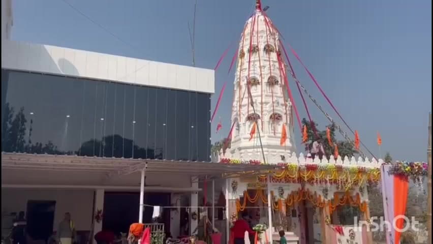 पुरैनी: पुरैनी प्रखंड क्षेत्र में महाशिवरात्रि का त्यौहार धूमधाम से मनाया जा रहा है, मंदिरों में श्रद्धालुओं की भारी भीड़
