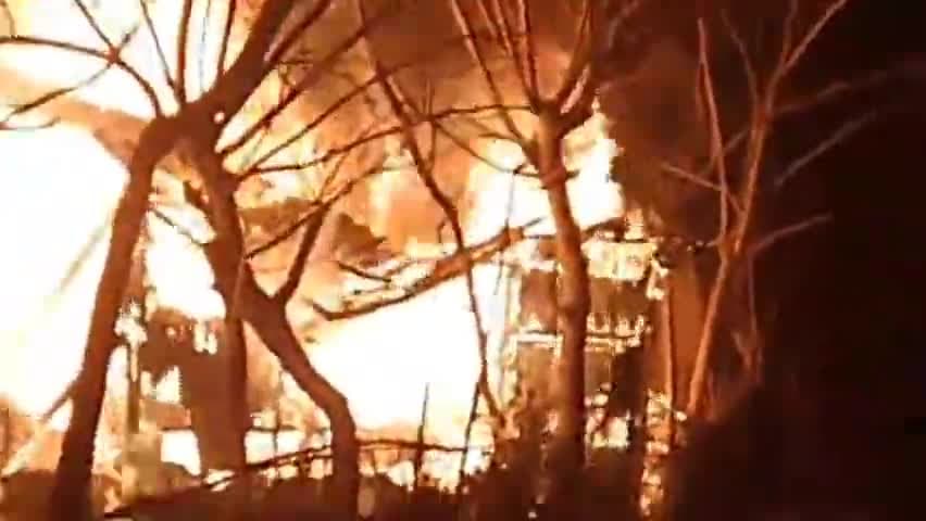 হিঙ্গলগঞ্জ: খেজুর বেড়িয়ায় বিজেপি করার অপরাধে বিজেপি কর্মীদের বাড়িতে আগুন লাগানোর অভিযোগ তৃণমূলের বিরুদ্ধে