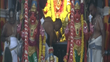 భక్తుల మనోరధాన్ని అధిరోహించిన దేవదేవుడు