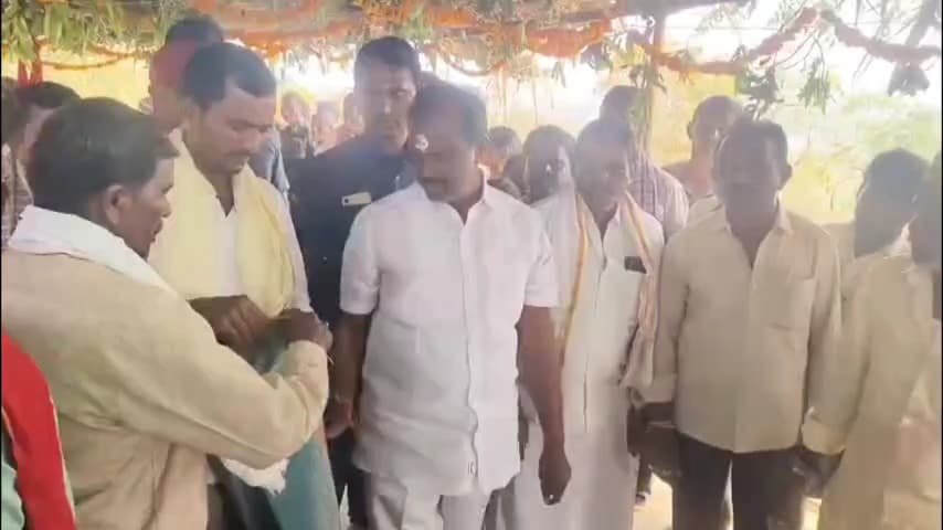 ఘన్​పూర్ ములుగు: మైలారం గుట్టలో కొలువుదీరిన మల్లన్న స్వామిని దర్శించుకున్న ఎమ్మెల్యే గండ్ర సత్యనారాయణ రావు