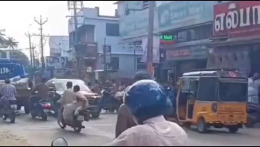 விளவங்கோடு: அருமனையில் குடிபோதையில் அரை நிர்வாணமாக சாலையில் பொதுமக்களுக்கு இடையூறு ஏற்படுத்தியவர் மீது வழக்கு.
