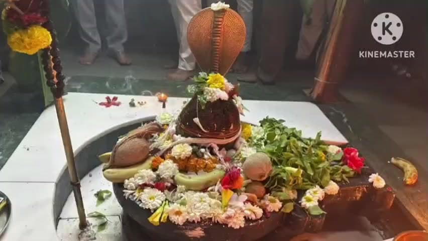 मुळशी: उरवडे येथील पांडवकालीन शिव मंदिराला आमदार मांडेकर यांनी दिली भेट