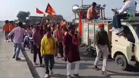 दुर्गावती: दुर्गावती में गाजे-बाजे के साथ धूमधाम से निकाली गई शिव बारात, सैकड़ों शिव भक्तों ने लिया भाग