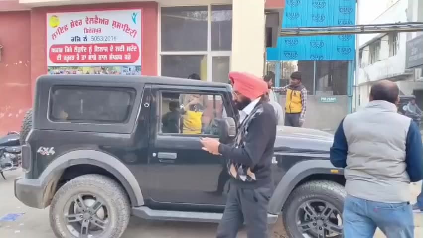 ਘੱਲ ਖੁਰਦ: ਥਾਣਾ ਘੱਲ ਖੁਰਦ ਪੁਲਿਸ ਵੱਲੋਂ ਥਾਰ ਉੱਪਰ ਗੋਲੀ ਚਲਾਉਣ ਵਾਲੇ ਚਾਰ ਆਰੋਪੀਆਂ ਖਿਲਾਫ ਮਾਮਲਾ ਦਰਜ