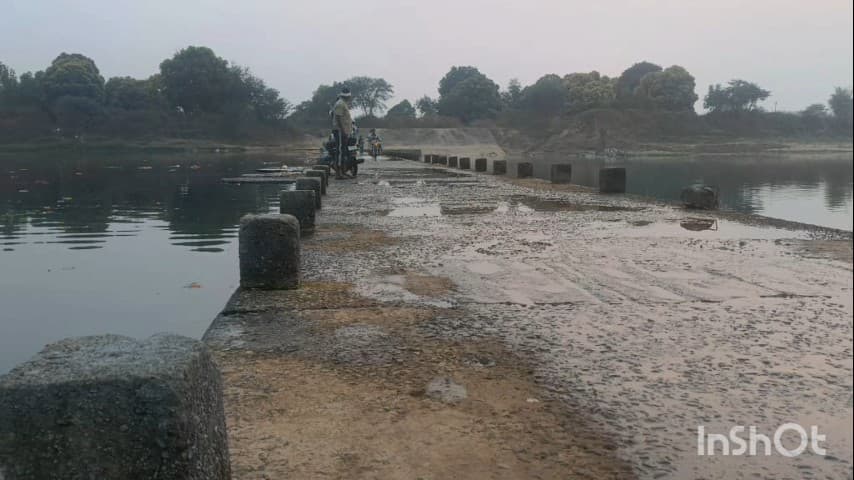 लोहंडीगुडा: चित्रकोट महोत्सव के नाम पर इंद्रावती नदी का पानी छोड़े जाने का आरोप, क्षेत्र के किसानों में बढ़ी चिंता