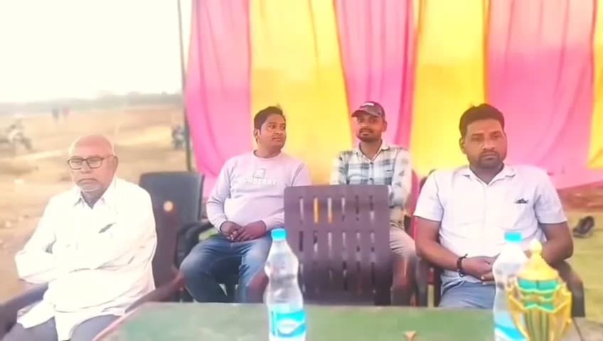 माडा: कथुरा में फुटबॉल प्रतियोगिता का फाइनल मुकाबला संपन्न, कथुरा बनी विजेता