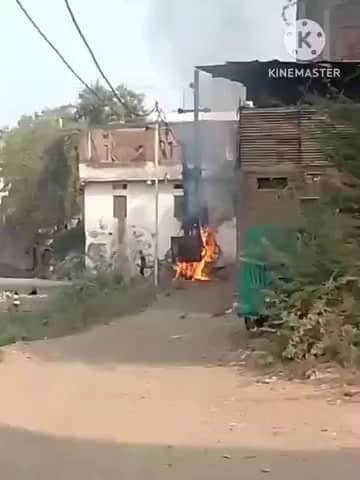 राजपुर: राजपुर की पंचायती बाड़ी में डीपी में लगी आग, सूचना मिलते ही बिजली विभाग हरकत में आया