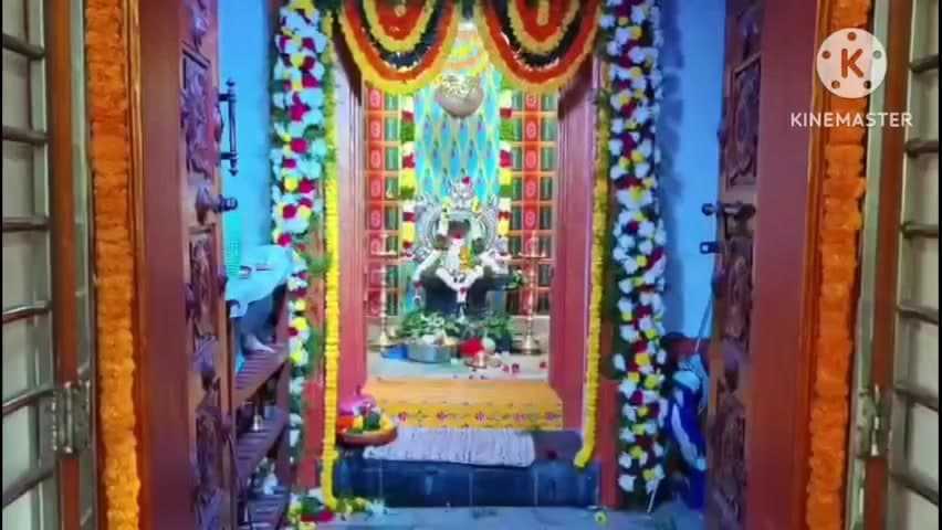 నకిరేకల్: నకిరేకల్ పట్టణంలోని శివాలయంలో పోటెత్తిన భక్తులు
