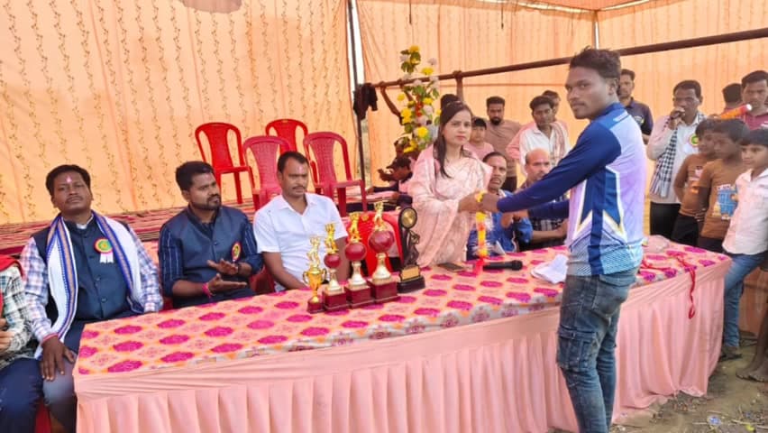 सरायपाली: जीवन में खेल हार-जीत को सकारात्मक रूप से स्वीकारना सिखाती है: कुमारी भास्कर