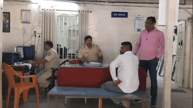 यावल: चिंचोली गावात अल्पवयीन मुलीचा विनयभंग तसेच दोन महिलांनी केली शिवीगाळ, यावल पोलिसात तीघांविरुद्ध गुन्हा दाखल