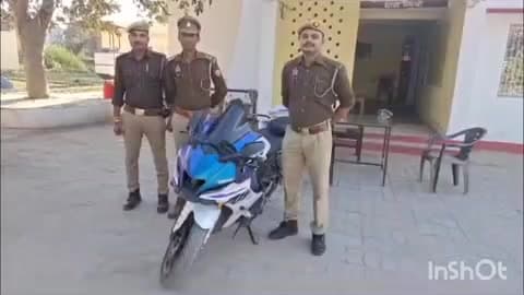 नरैनी: गिरवा पुलिस ने सड़क पर खतरनाक स्टंट कर रहे युवकों के खिलाफ सख्त कार्रवाई की, दोपहिया वाहन किया सीज और चालान