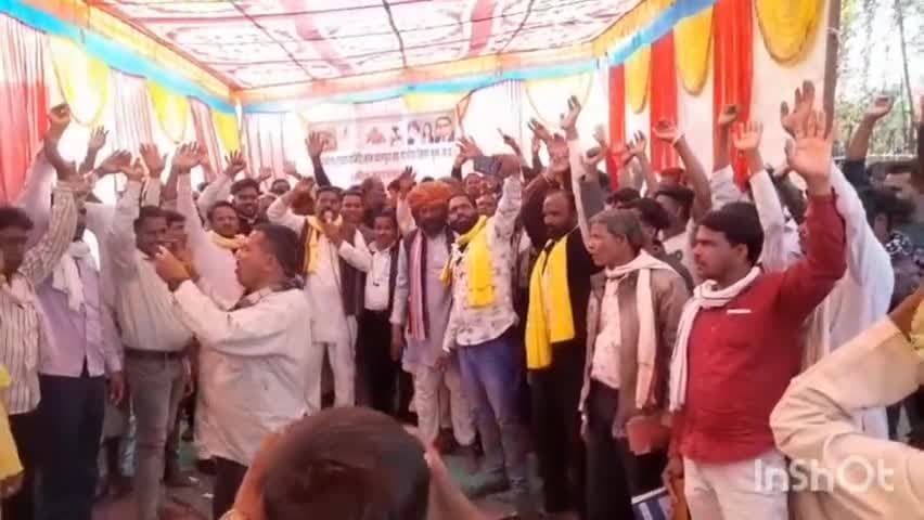चाचौड़ा: खानपुरिया गांव में भील आदिवासी समाज की महापंचायत, बारात 10 बजे से पहले, शराब व डीजे पर रोक