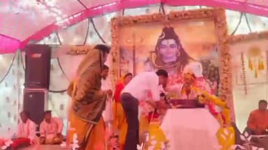 खैरलांजी: शेरपार शिव महापुराण में विधायक विवेक विक्की पटेल हुए शामिल, भगवान शिव की पूजा-अर्चना कर लिया आशीर्वाद
