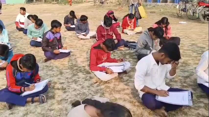 মন্তেশ্বর: মন্তেশ্বর সাগর বালা স্কুল ও অ্যাডভান্স ট্রেনিংএকাডেমী পক্ষ থেকে এন.সি.সি ট্রেনিং