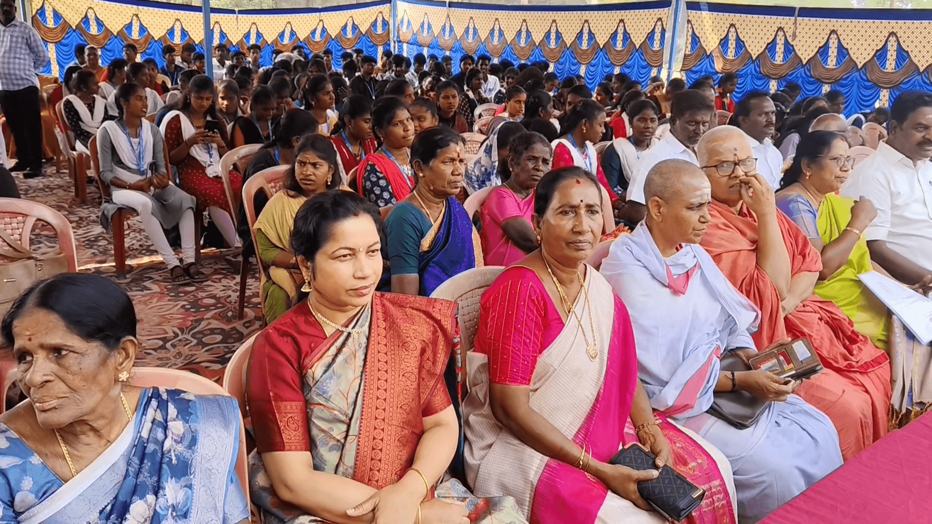 உளுந்தூர்பேட்டை: உளுந்தூர்பேட்டையில் அரசு கலை மற்றும் அறிவியல் கல்லூரி கட்டிடம் கட்டுவதற்கான அடிக்கல் நாட்டு விழா