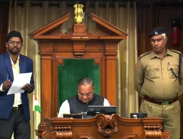 दुर्गावती: दुर्गावती सहित जिले भर में सरकारी चिकित्सकों की कमी को पूरा करने की मांग विधायक ने सदन में की