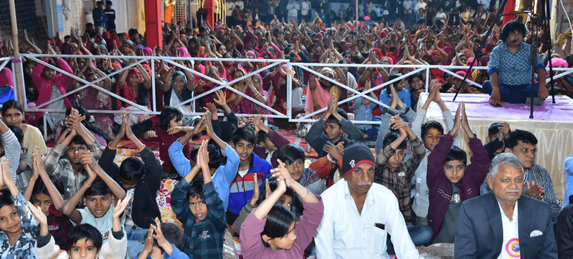 रानी: तपेश्वर महादेव मंदिर पर विशाल भजन संध्या का आयोजन, रात भर भक्ति की सरिता बही