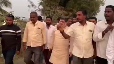 హుస్నాబాద్: కోహెడ మండల కేంద్రంలో పర్యటించిన రాష్ట్ర రవాణా బీసీ సంక్షేమ శాఖ మంత్రి పొన్నం ప్రభాకర్