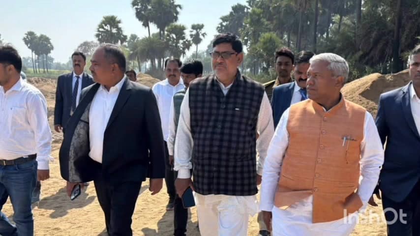 कौआकोल: कौआकोल स्थित नाटा नदी में बन रहे पहाडपुर चेक डेम का निरीक्षण मंत्री संतोष कुमार सुमन ने किया