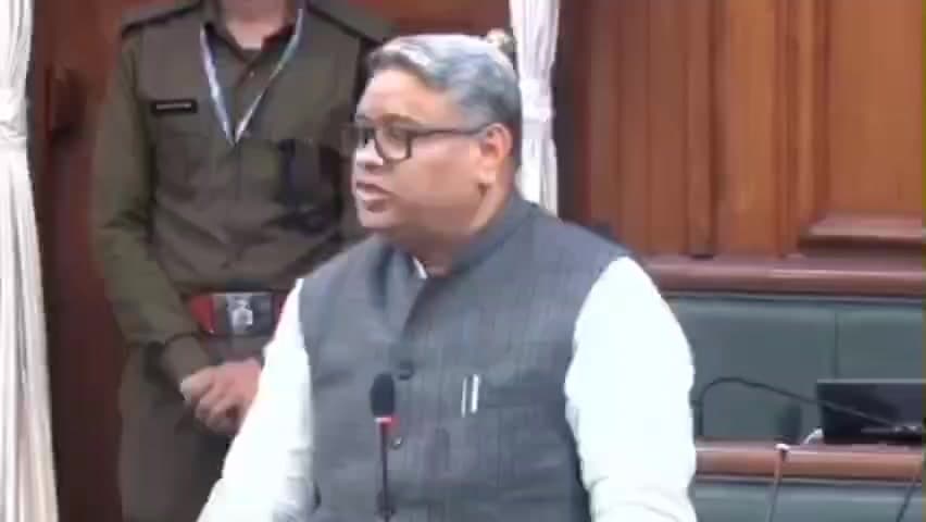 बीरपुर: विधायक कुंदन कुमार ने वीरपुर PWD सड़क से बरैयपुरा तक सड़क निर्माण की मांग सदन में रखी