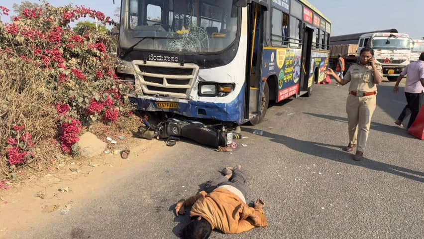 ನೆಲಮಂಗಲ: ಕೆಂಗಲ್ ಕೆಂಪೋಹಳ್ಳಿ ಬಳಿ ಬಿಎಂಟಿಸಿ ಬಸ್ ಹಾಗೂ ಬೈಕ್ ನಡುವೆ ಅಪಘಾತ ಓರ್ವ ಸಾವು ಮತ್ತೋರ್ವನಿಗೆ ಗಾಯ