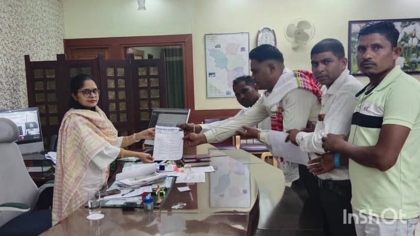 पीपलखूंट: हेण्डपम्प मिस्त्री संघ ने ब्लॉक पीपलखूंट में भर्ती की मांग तेज की, सौंपा ज्ञापन
