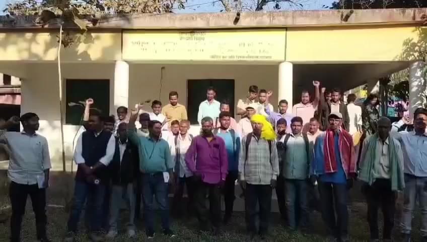 गोइलकेरा: गोईलकेरा में बाल अधिकार सुरक्षा मंच की बैठक, शिक्षकों की कमी दूर करने के लिए धरना प्रदर्शन का निर्णय