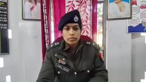 लंभुआ: लंभुआ में अवैध रिश्ते का खूनी अंजाम: प्रेमी के साथ मिलकर पत्नी ने पति की गला रेतकर की हत्या, हिरासत में