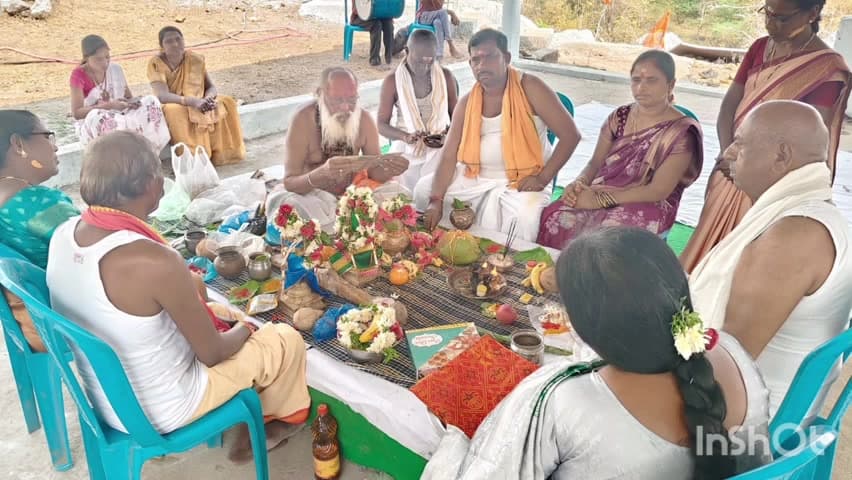 జన్నారం: మండల కేంద్రంలో ని శ్రీ కేతేశ్వర కంకాలమ్మ శివాలయం ప్రాంగణంలో శివ పార్వతుల కళ్యాణం