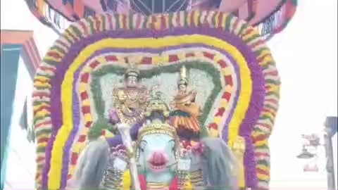శ్రీకాళహస్తి: అధికారానంది, కామదేను వాహనంపై భక్తులకు దర్శనం ఇచ్చిన ఆది దంపతులు