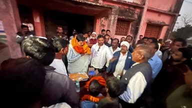 पालोजोरी: पथरघटिया में विकास की नई राह: विधायक चुन्ना सिंह ने पीसीसी पथ का शिलान्यास किया