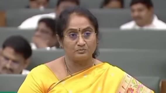 పెనుగొండ: బీసీల అభివృద్ధి సంక్షేమం కోసం కృషి చేస్తున్నామని అసెంబ్లీలో తెలిపిన మంత్రి సవిత