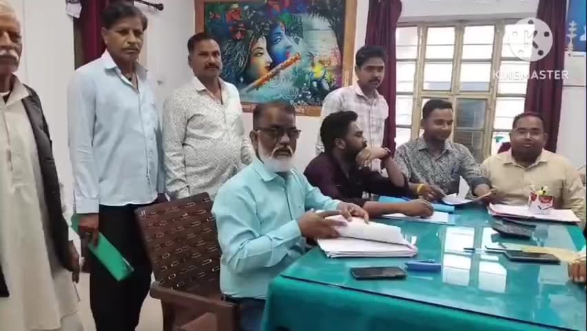 खानपुर: खानपुर कस्बे के विद्युत डिस्कॉम कार्यालय में बिजली बिल समस्या समाधान शिविर का आयोजन किया गया