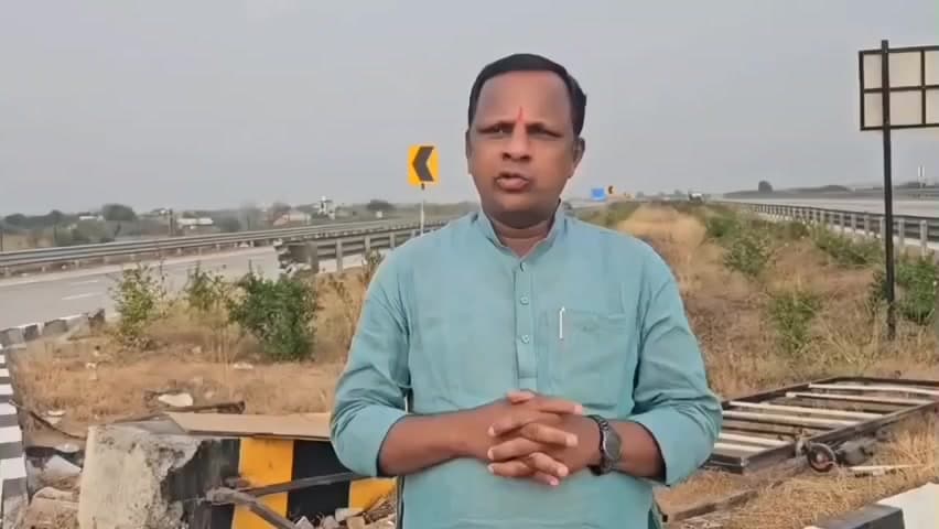 बदनापूर: ओबीसी नेते नवनाथ वाघमारे यांनी खरजुला कुत्रा म्हणत जरांगे पाटील यांच्यावर समृद्धी मार्ग जामवाडी येथे टीका