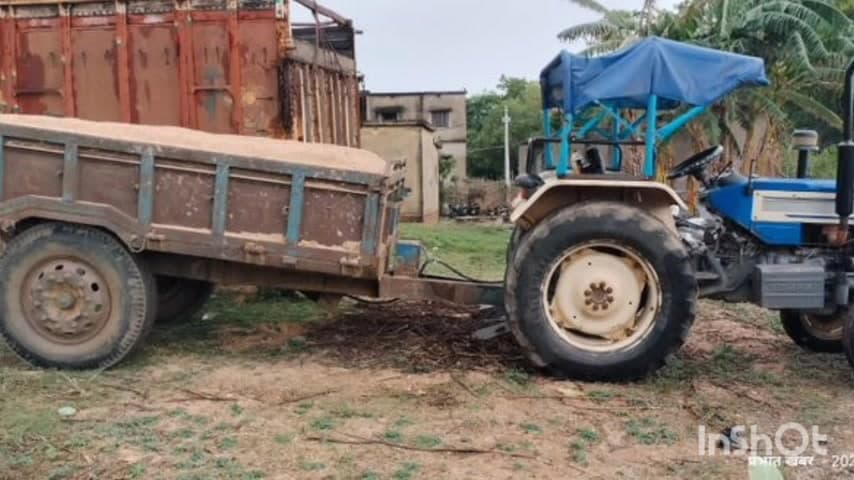 नारदीगंज: बालगंगा के पास नारदीगंज पुलिस ने बालू लोड एक ट्रैक्टर को किया बरामद, मुकदमा दर्ज