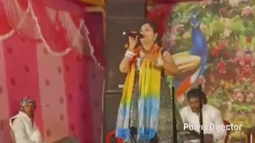 सोनारायठाढ़ी: झारखंडी गांव में भजन संध्या का आयोजन, गायिका कुमकुम बिहारी के भजनों पर झूमे लोग