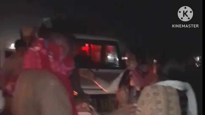 कोचस: सोहसा के पास स्कूल टूर जा रही बस ओवरटेक करते समय ट्रक से टकराई, दो शिक्षकों की मौत, एक दर्जन से अधिक घायल