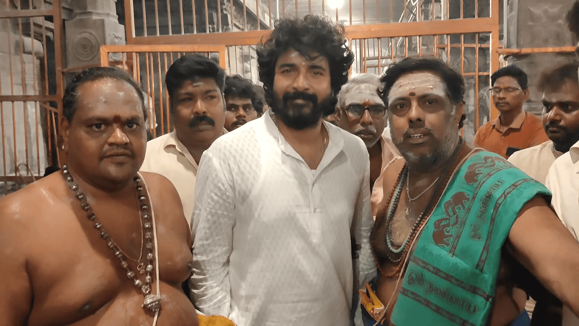 ஜமுனாமரத்தூர்: வேலைவாய்ப்பு மற்றும் பயிற்சித்துறை சார்பாக ஆர்ஆர்பி தேர்வுக்கான கட்டணம் எல்லாம் பயிற்சியை கலெக்டர் துவக்கி வைத்தார்