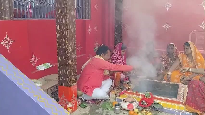 अमौर: अमौर प्रखंड के विभिन्न शिवालयों में महाशिवरात्रि पर्व को लेकर हवन पूजन एवं अखंड संकीर्तन का आयोजन