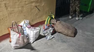 सुगौली: सुगौली पुलिस ने मिली सूचना के आधार पर छापेमारी कर 110 लीटर देशी चुलाई शराब के साथ एक कारोबारी को गिरफ्तार किया