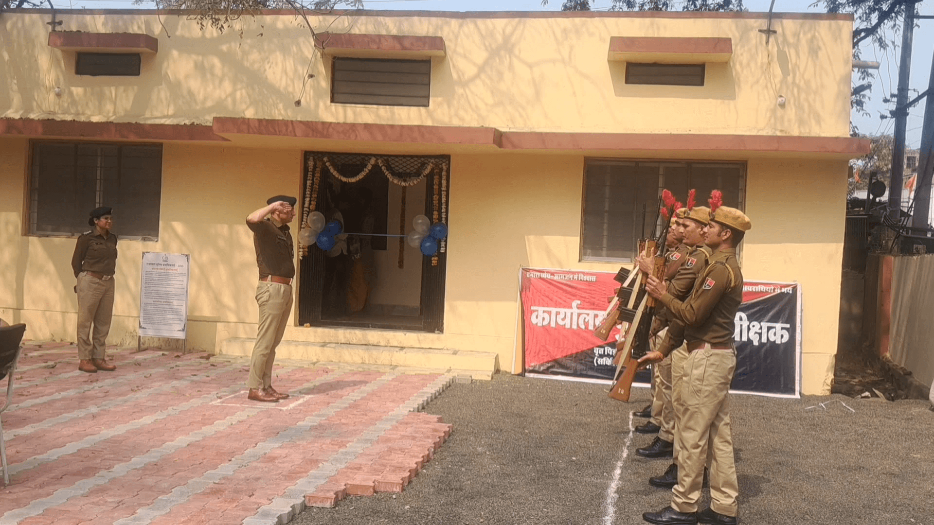 पिड़ावा: जिला पुलिस अधीक्षक ने पिड़ावा के डाक बंगले में पुलिस उपाधीक्षक कार्यालय का उद्घाटन किया, सीएलजी सदस्य के साथ बैठक भी ली