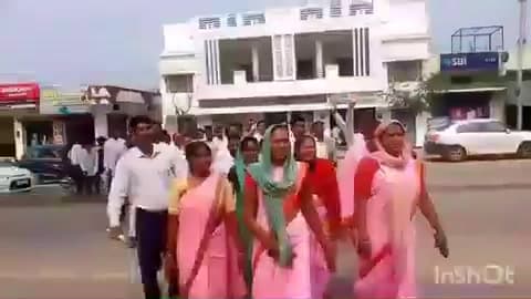 गढ़ी: मां-बाड़ी शिक्षा सहयोगियों ने नियमितीकरण की मांग को लेकर गढ़ी उपखण्ड अधिकारी को मुख्यमंत्री के नाम सौंपा ज्ञापन